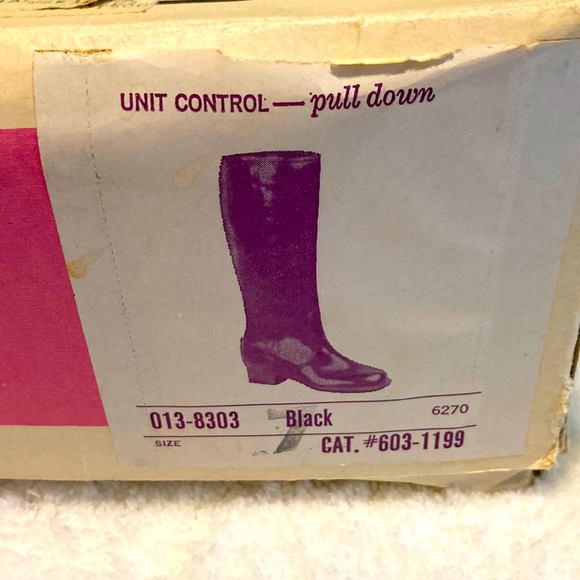 Vintage Whatever the weather black Boots - Picture 2 of 13